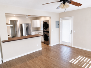 2885 Coral St, Corona, CA 92882 photo 2