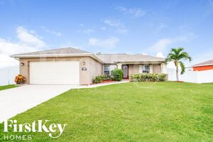 houses for rent in Cape Coral
