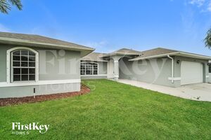 houses for rent in Cape Coral
