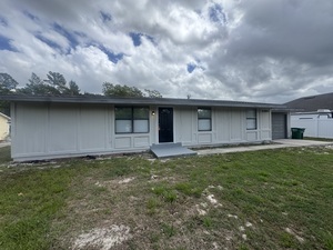 houses for rent in Deltona