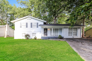4 Bedroom House – 5365 Denny Dr, Atlanta, GA, 30349
