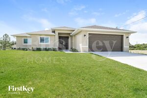 houses for rent in Lehigh Acres