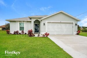 houses for rent in Lehigh Acres