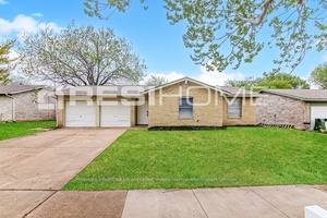 1003 Candlewick Street Photo