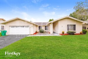 houses for rent in Lauderhill