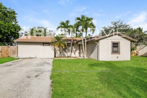 9940 Spanish Isles Drive Photo