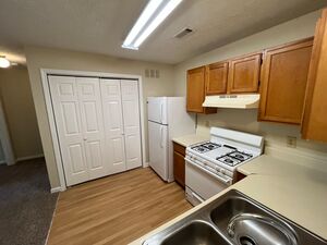 2 Bedroom Apartment – 957 Poplar Springs Road , 3B, Riverdale, GA 30274