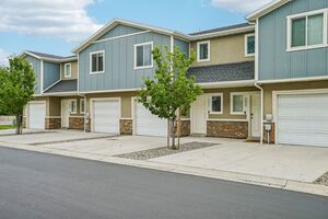 houses for rent in Magna