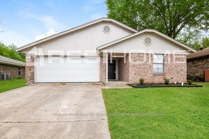623 Allencrest Drive Photo