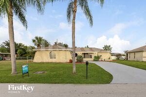 houses for rent in Cape Coral