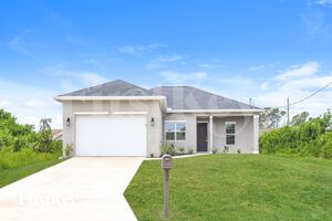 houses for rent in Port Charlotte