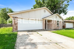 623 Allencrest Drive Photo