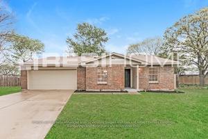 913 Pepperidge Court Photo