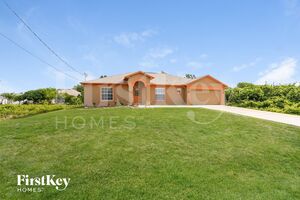 houses for rent in Lehigh Acres