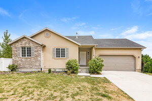 houses for rent in Saratoga Springs