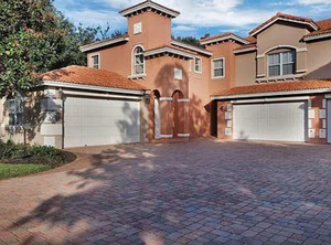 houses for rent in Palm Valley