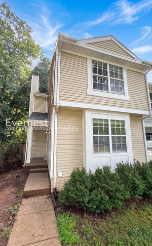 houses for rent in Montclair