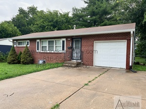 House for rent at 10731 Cambridge Ave, Kansas City, MO 64134