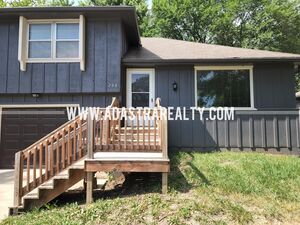 houses for rent in Paola
