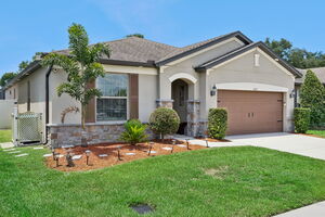 houses for rent in Polk City