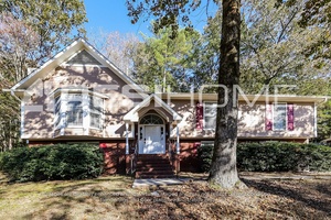 Photo for 1028 Independence Court, Alabaster, AL, 35007