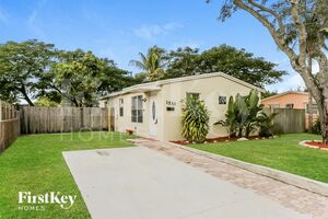 houses for rent in Hollywood