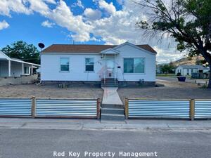 houses for rent in Magna