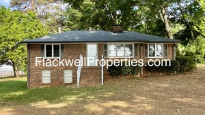 3 Bedroom House – 8185 Little Mill Rd, Cumming, GA 30041