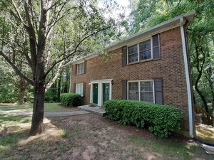 houses for rent in Suwanee