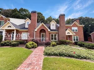 houses for rent in Alpharetta