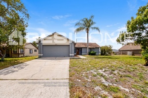 houses for rent in Deltona