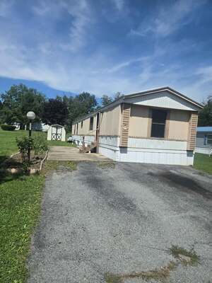 houses for rent in Newville