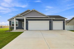 houses for rent in Deer Park