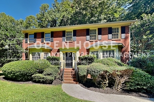 4 Bedroom House – 3940 Camrose Pl, Marietta, GA, 30062-6802