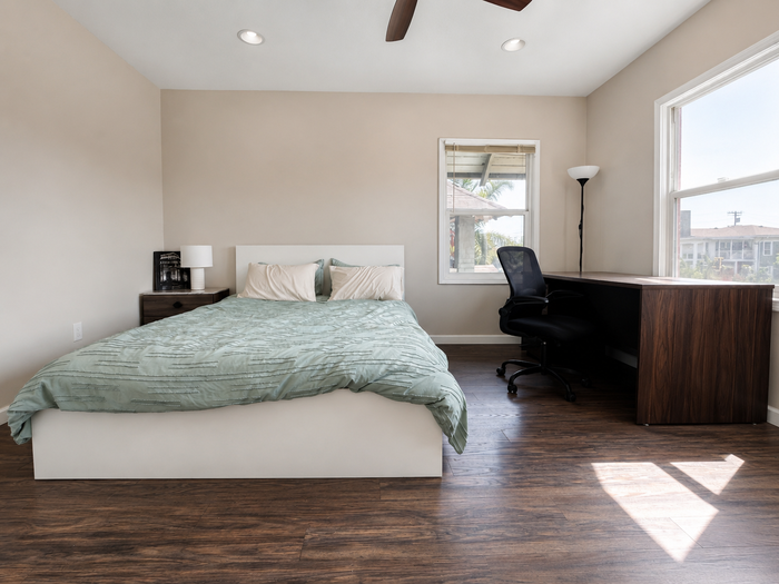 2820 Normandie Ave #5, Los Angeles, CA 90007 photo 3
