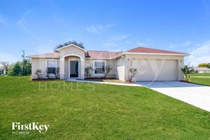 houses for rent in Cape Coral