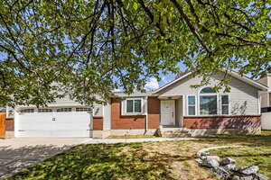 houses for rent in Sandy