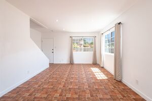 houses for rent in Montebello