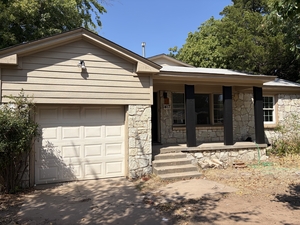 houses for rent in The Village