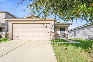 3 Bedroom Rental – 9927 Sanders Rose Ln, Houston, TX, 77044