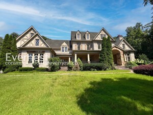 7 Bedroom House – 5021 Heatherwood Ct Roswell, GA 30075