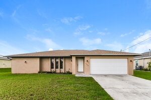 houses for rent in Cape Coral