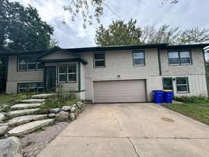 houses for rent in Iowa City