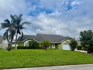 houses for rent in Davenport