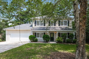3 Bedroom Rental – 1325 Burning Bush Drive, Loganville, GA, 30052
