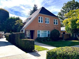 houses for rent in Claremont