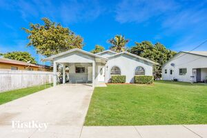 houses for rent in Dania Beach