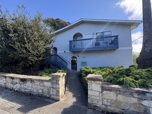 houses for rent in Monterey