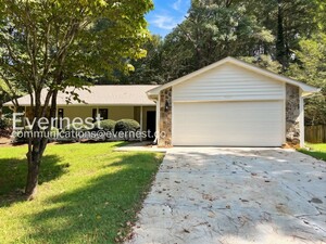 houses for rent in Roswell
