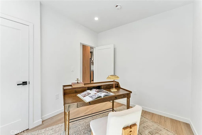1605 1/2 N Kingsley Dr #1604, Los Angeles, CA 90027 photo 5